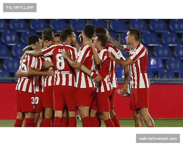 西班牙教练包揽积分榜前三 西式战术哲学正重塑英超格局 西班牙教练包揽积分榜前三 西式战术哲学正重塑英超格局